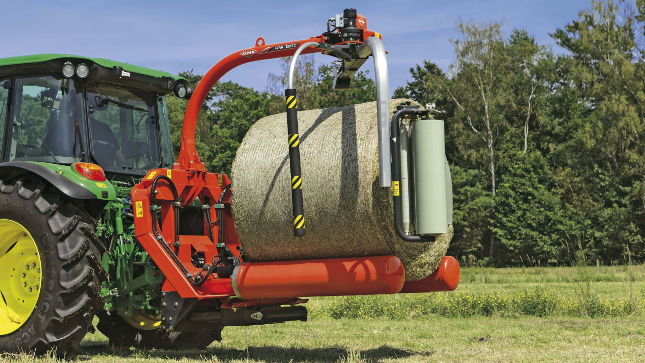 Nesené na válcové balíky